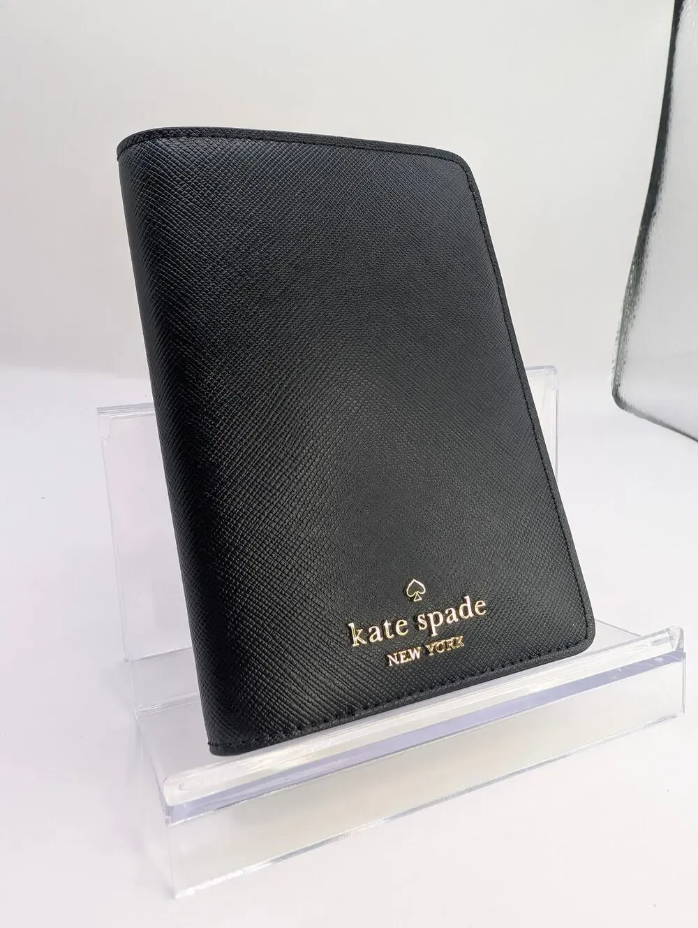 Authentic Brand New with Tag Kate Spade Madison Black Saffiano Passport Holder